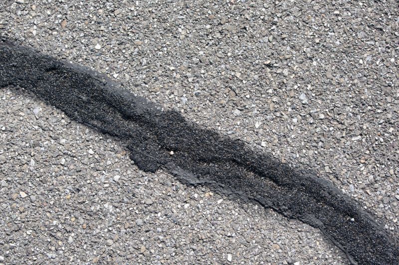 Pavement Crack Filling