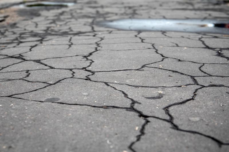 Pavement Crack Filling
